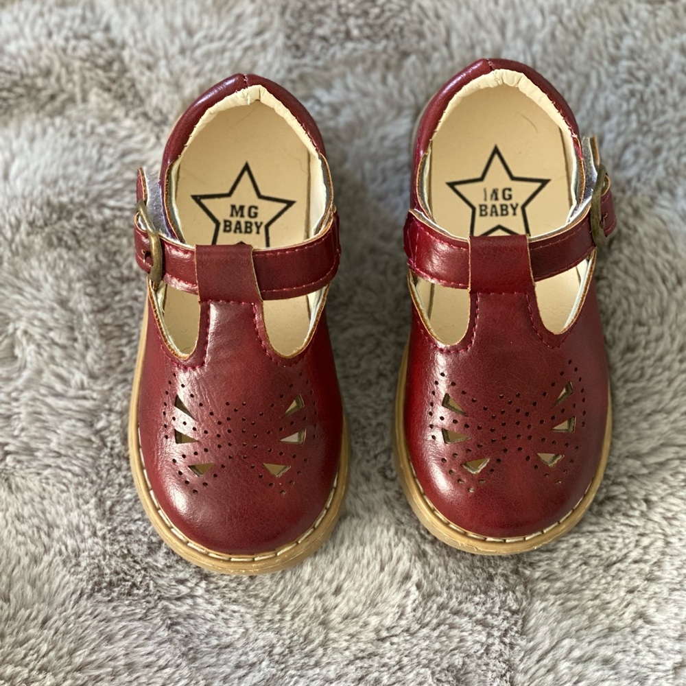 Girl's Toddler Mary Jane T-Strap Dress Shoes Size 5